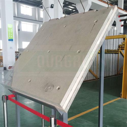 如何防止擠塑板出現(xiàn)滲漏的現(xiàn)象呢？